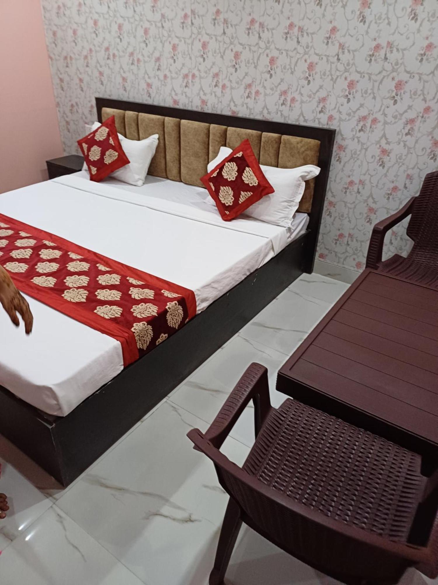Baba Paying Guest House Varanasi Luaran gambar